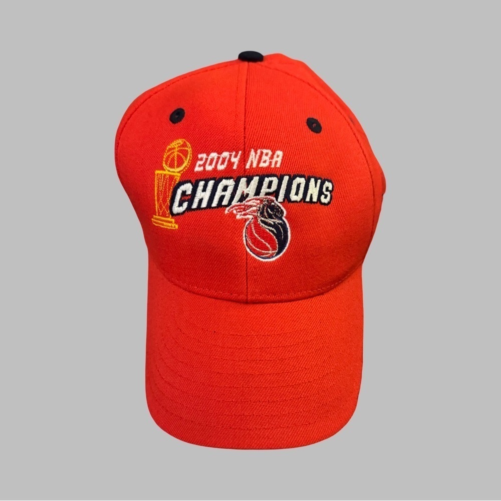 DETROIT PISTONS 2004 NBA Champions Hat